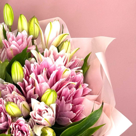 Букет_Лилия королевская пионовидная Букет XL