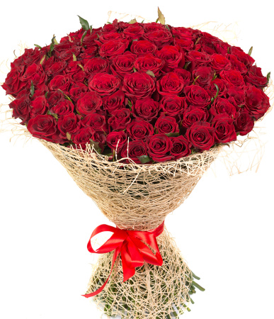 75 красных роз в сетке 50 см